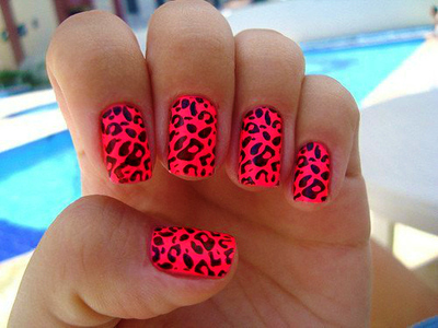 Pink Neon Leopard Print Nail Art