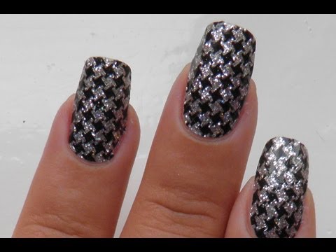 Silver Glitter Houndstooth Nail Art