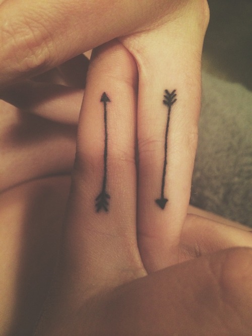 Simple Arrow Matching Tattoos On Fingers