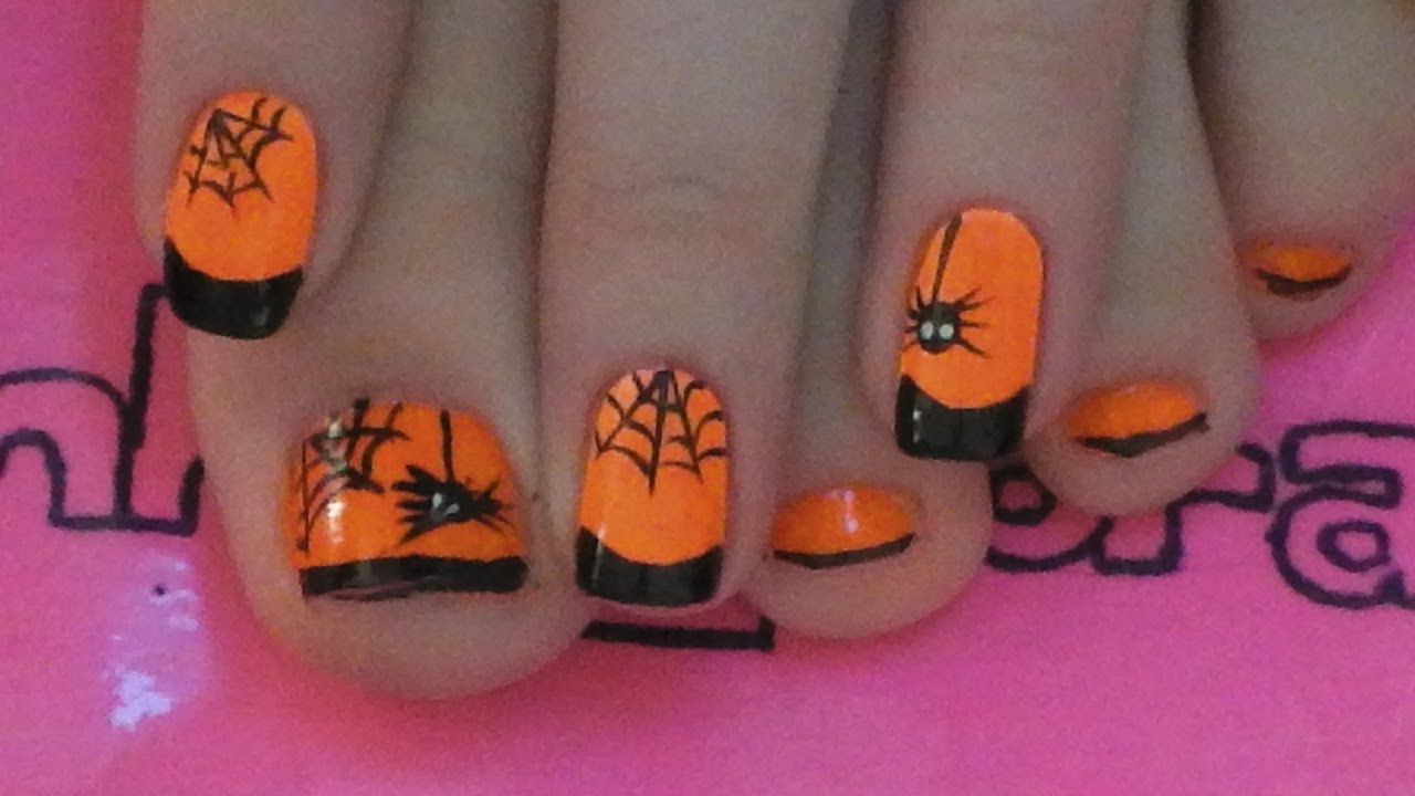 Spider And Web Halloween Nail Art For Toe