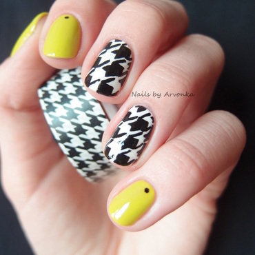 Yellow Nails With Houndstooth Nail Art