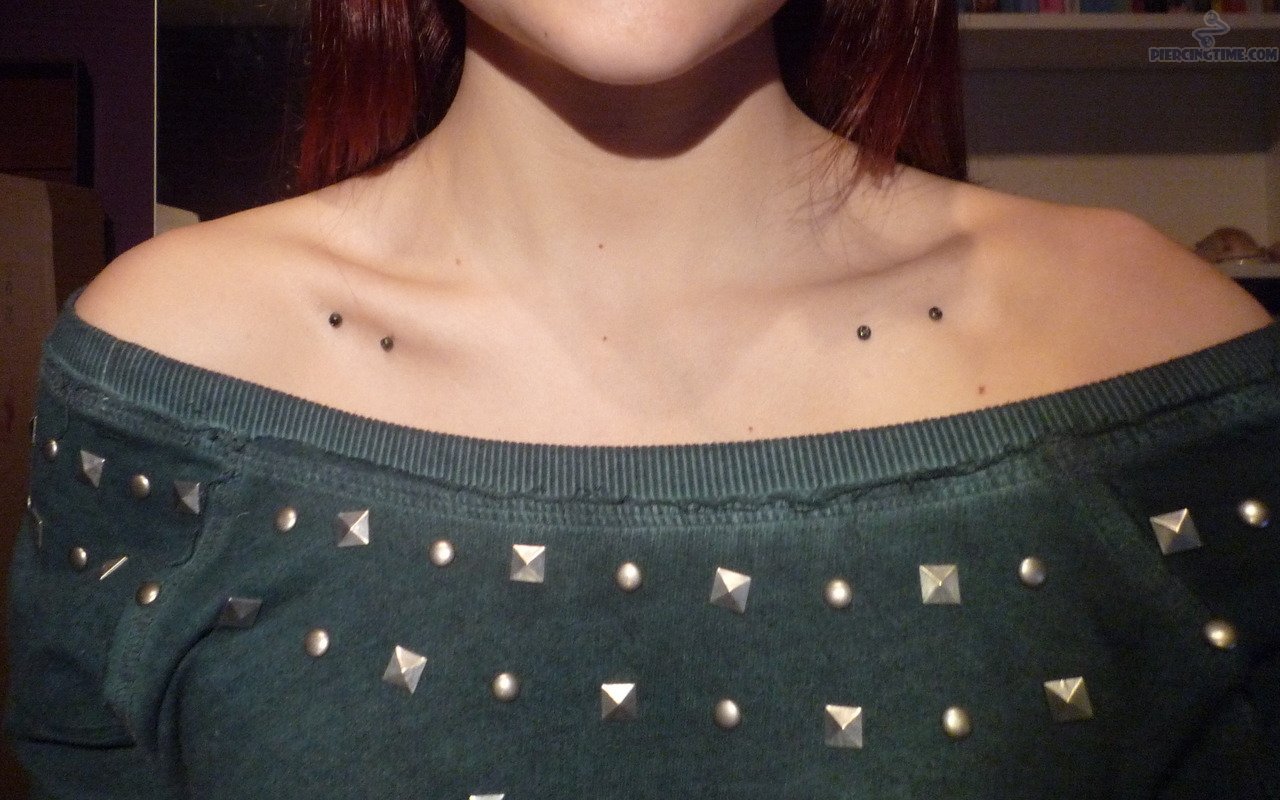 Black Dermal Anchors Collar Bone Piercing  For Girls