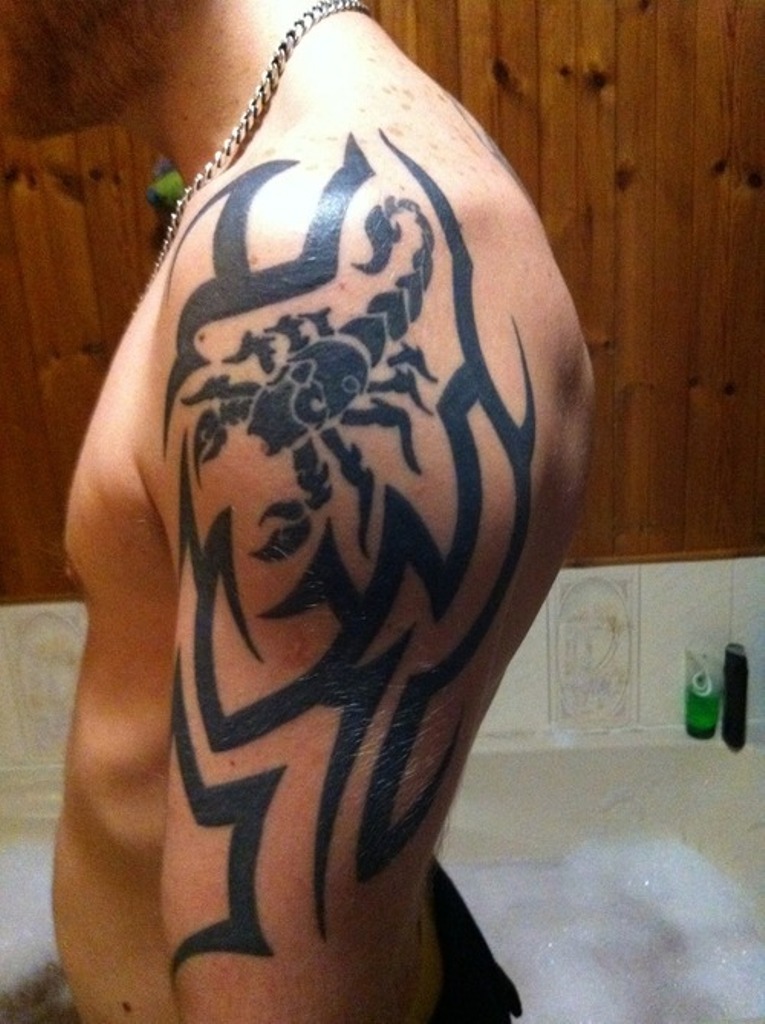 32+ Amazing Tribal Sleeve Tattoos