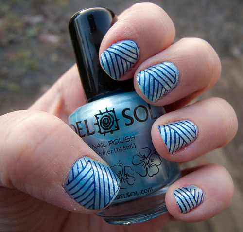 Cute Electric Blue Stripes Nail Art