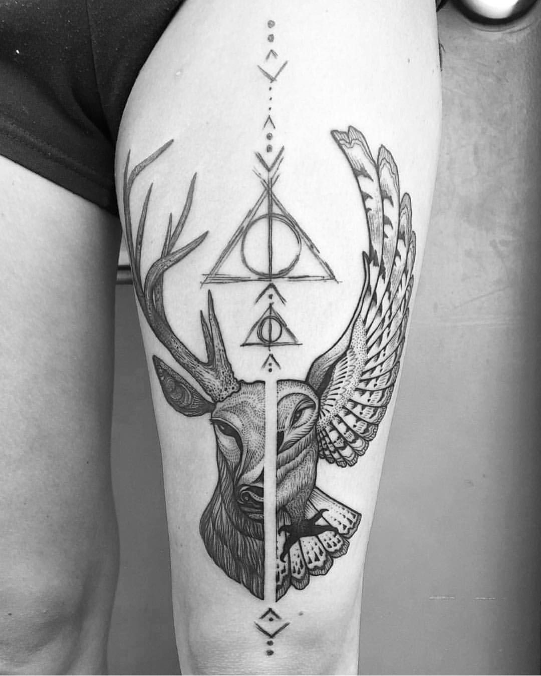 Deer Head Artistic Tattoo On Left Thigh