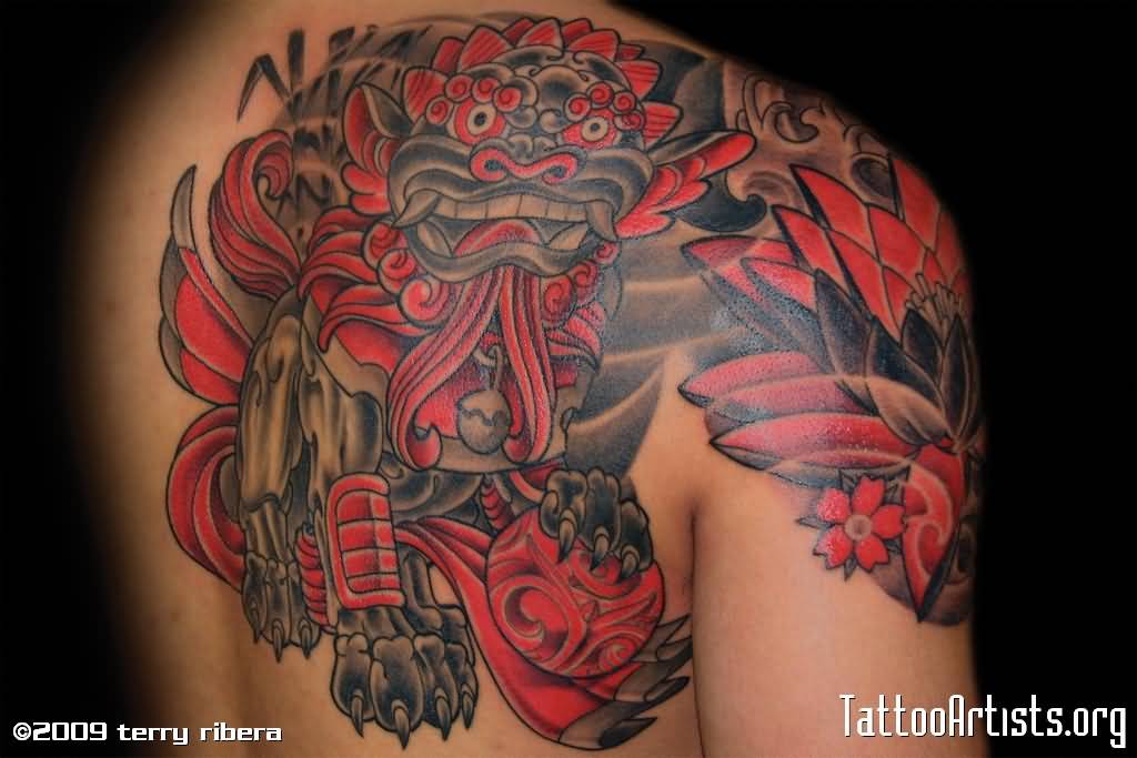 Grey And Red Foo Dog With Flowers Tattoo On Upper Back