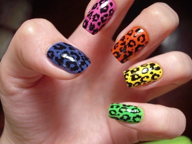 Multicolor Leopard Print Nail Art