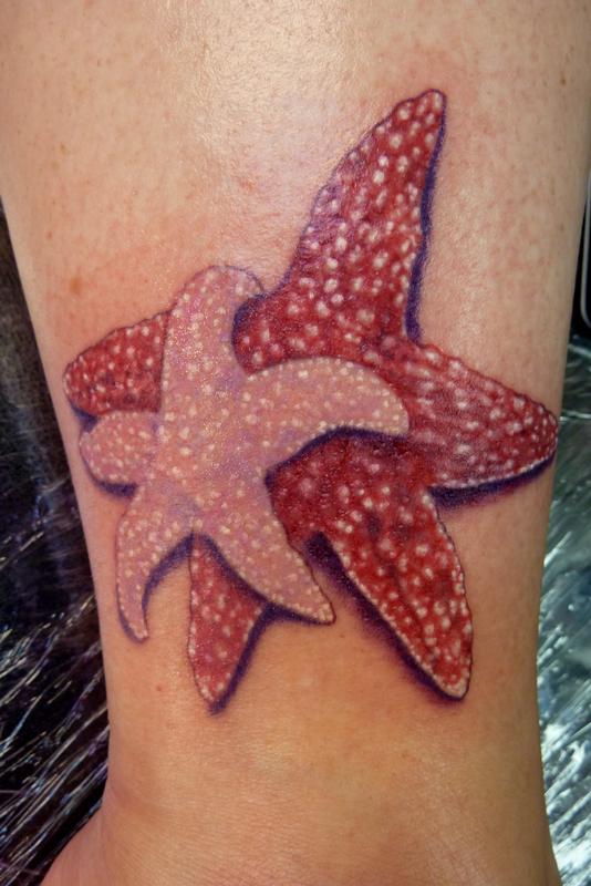Realistic Starfishes Tattoo On Wrist