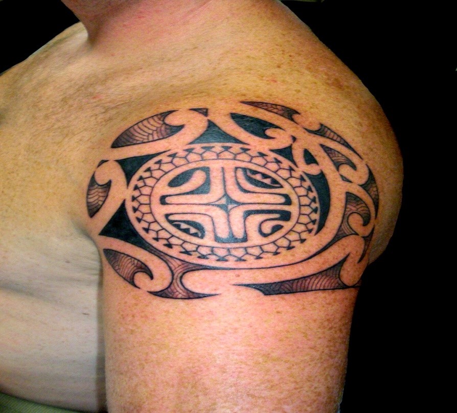 Samoan Tattoo On Left Shoulder For Men
