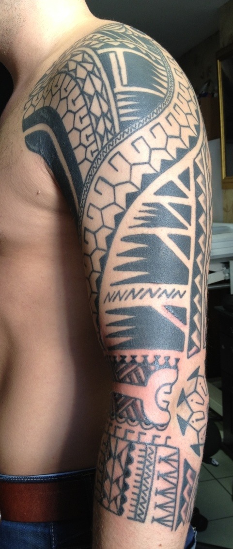 Samoan Tattoo On Man Left Sleeve