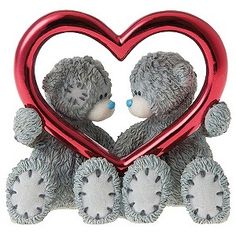 Tatty Teddy Couple Holding Heart Picture