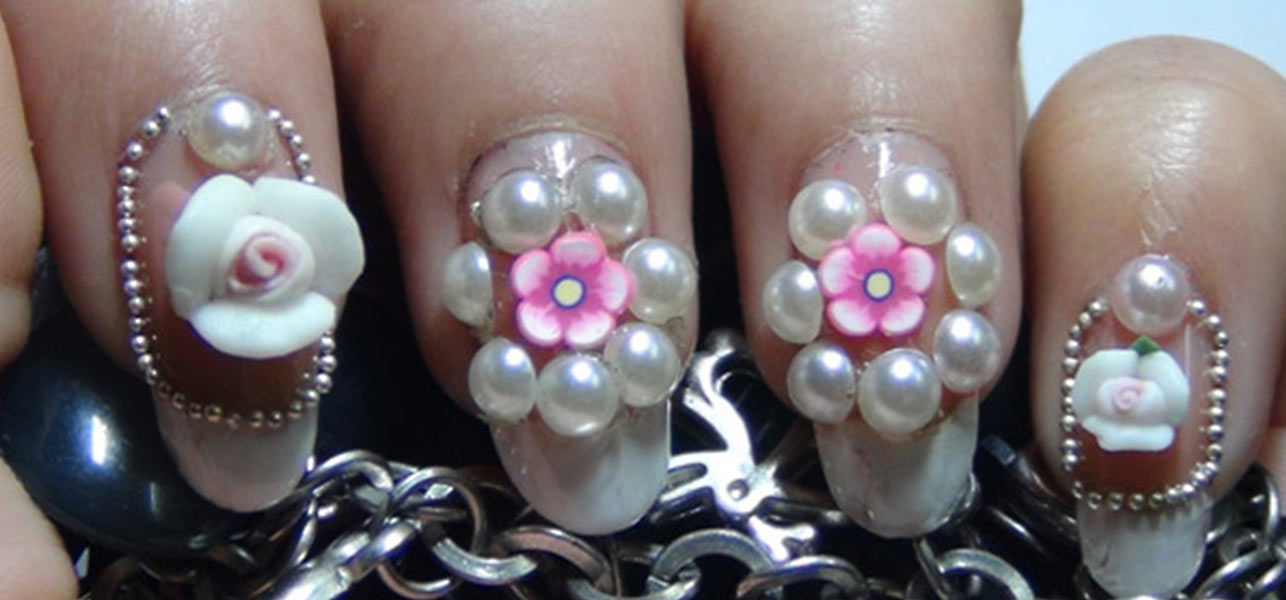 3D Rose Flower And Pearls Design Nail Art Idea