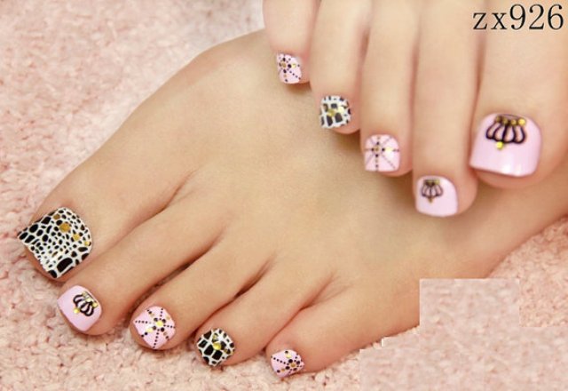 Adorable Toe Nail Art Design Idea