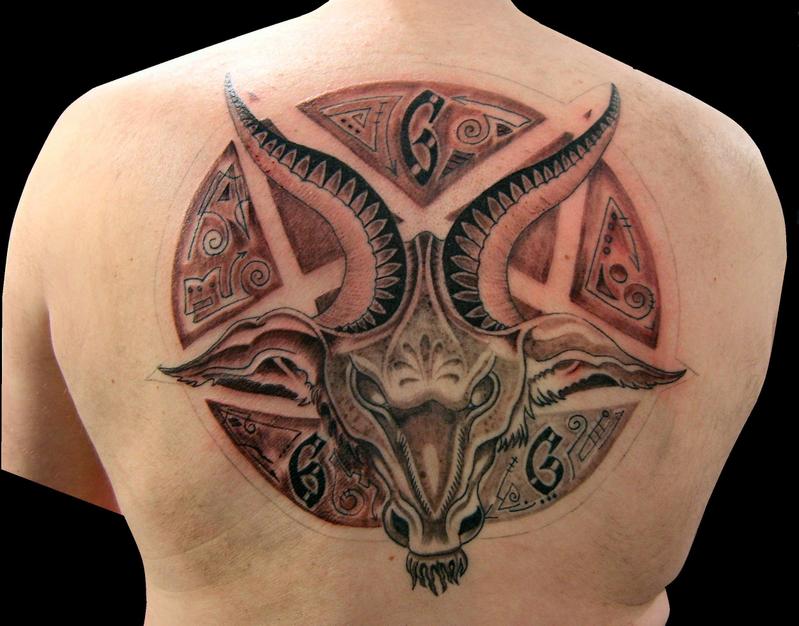 Amazing Evil bull With Circle Tattoo On Upper Back