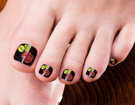 Black Toe Nails With Rose Flowers Nail Art