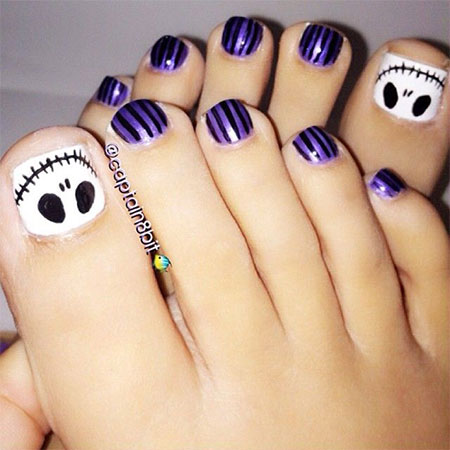 Cool Pretty Toe Nail Art Design Idea
