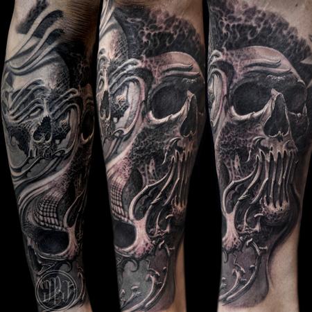 Fabulous Black And Grey Evil Skull 3D Tattoo