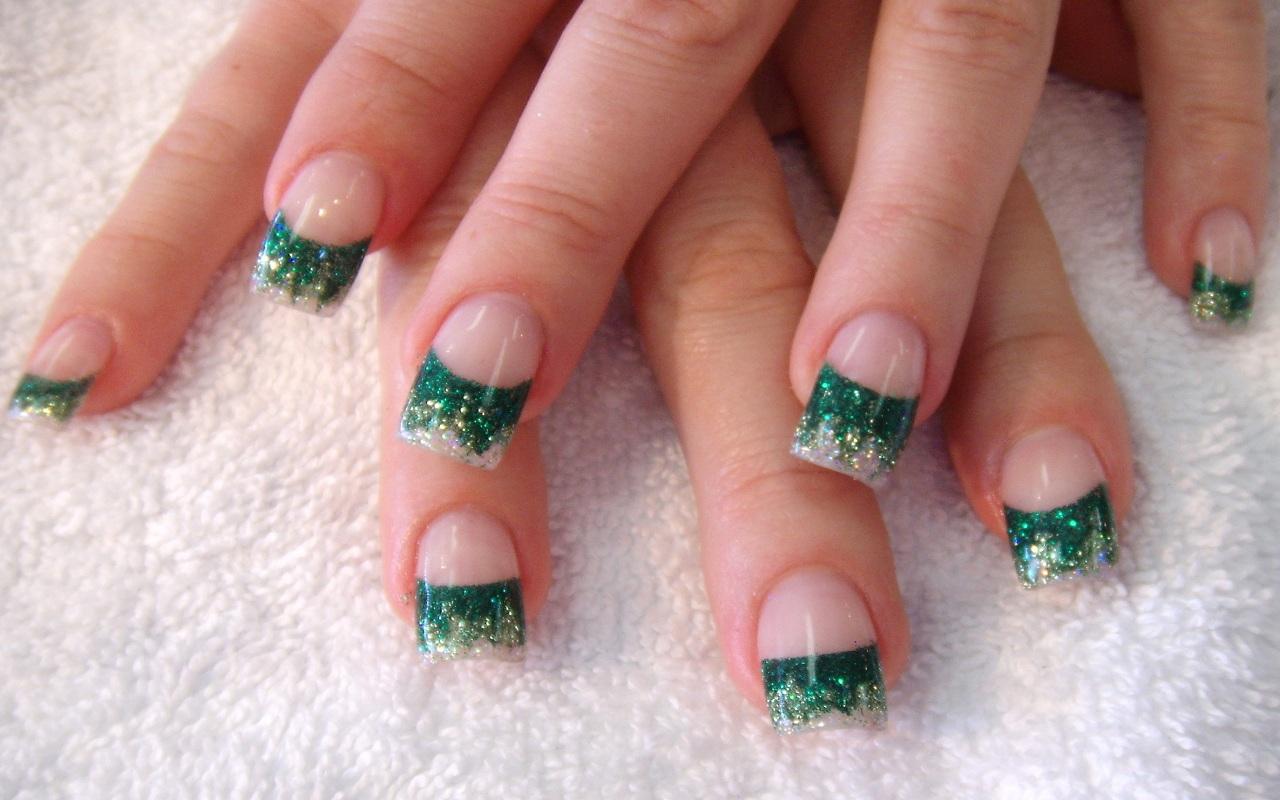 Green Glitter French Tip Winter Nail Art