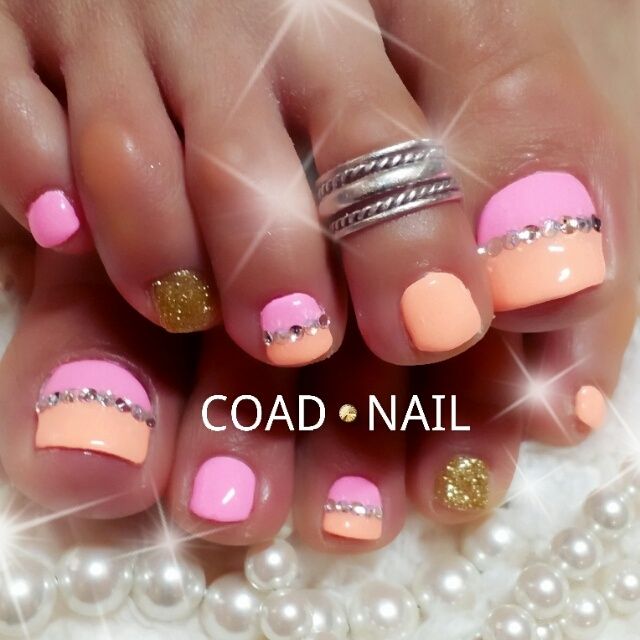 Pink And Peach Pastel Toe Nail Art