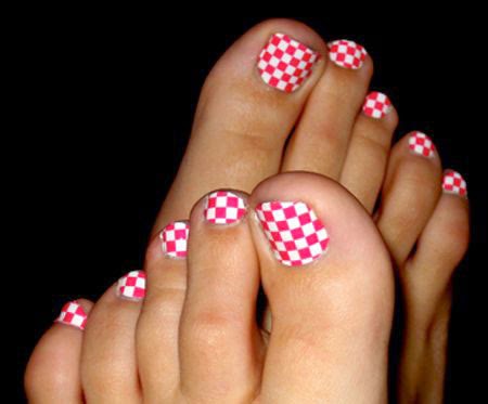 Pink And White Check Design Toe Nail Art