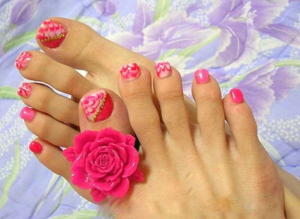 Pink Floral Design Toe Nail Art