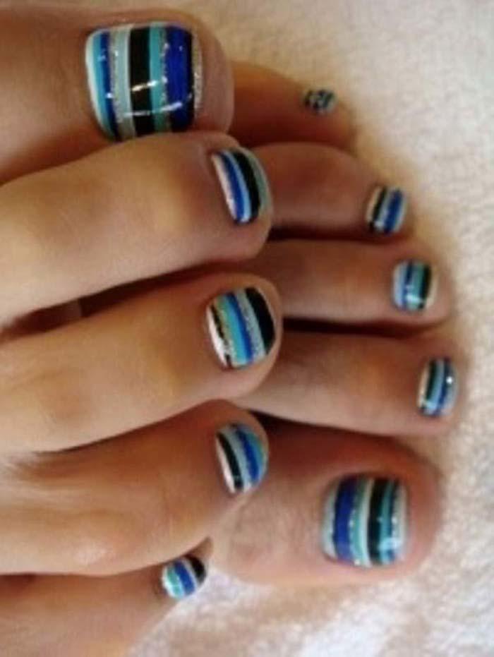 Stripes Toe Nail Art Idea