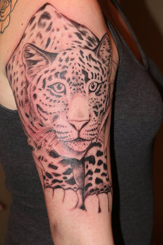 Superb Grey Ink Jaguar Tattoo On Right Half Sleeve