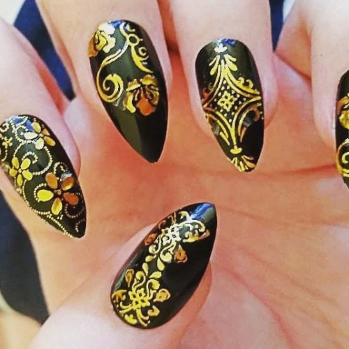 Beautiful Black Stiletto Nails With Golden Design Idea