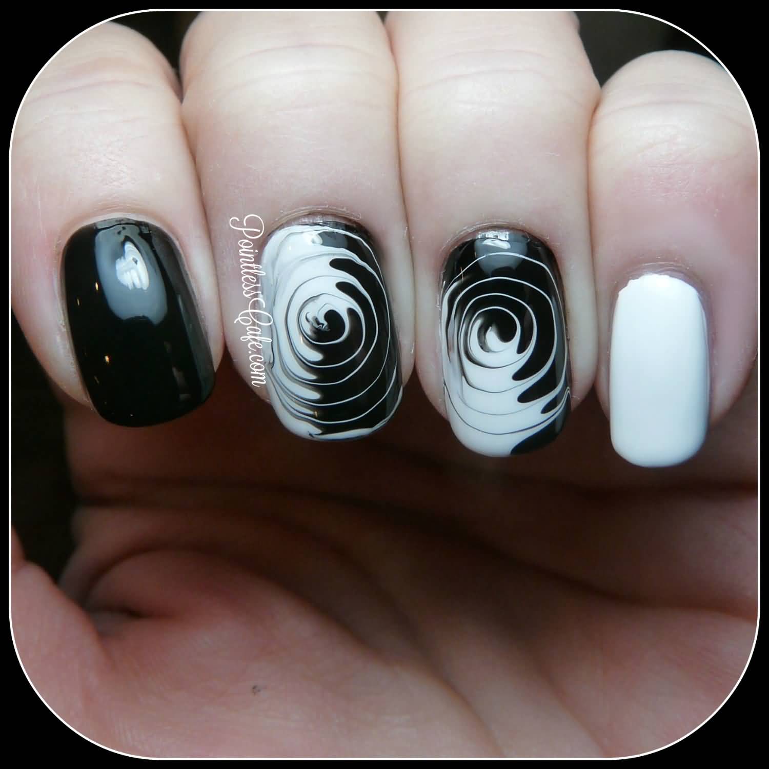 Black And White Spiral Design Nail Art Idea