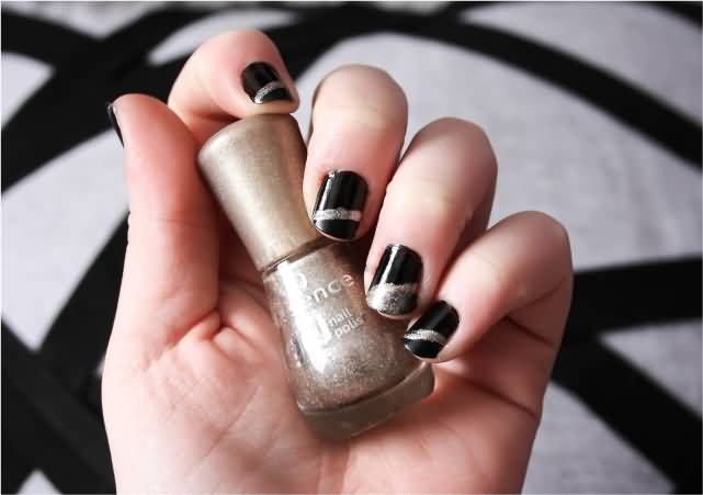 Black Nails With Silver Glitter Stripes Design Idea
