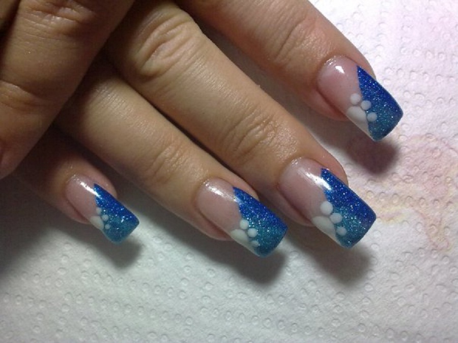 Blue Gel Diagonal Nails With White Paw Design Idea