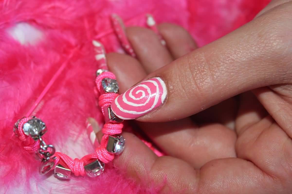 Cute Pink And White Spiral Design Nail Art Idea