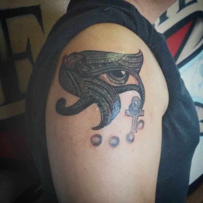 Fantastic Hawk Horus Eye Tattoo On Right Shoulder