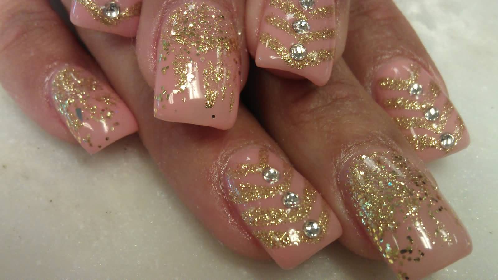 Gold Glitter Design Nail Art