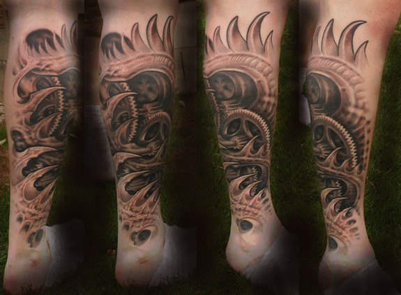 Impressive Biomechanical Back Leg Tattoo By Ty McEwen