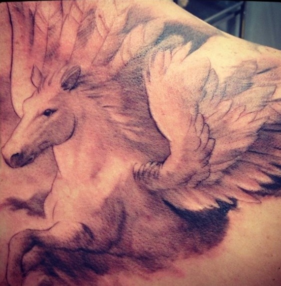 Lovely Flying Pegasus Tattoo On Back Shoulder