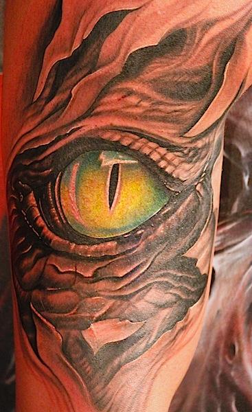 Nice 3D Reptile Eye Tattoo