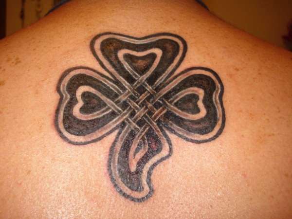 Nice Celtic Knot Shamrock Tattoo On Upper Back