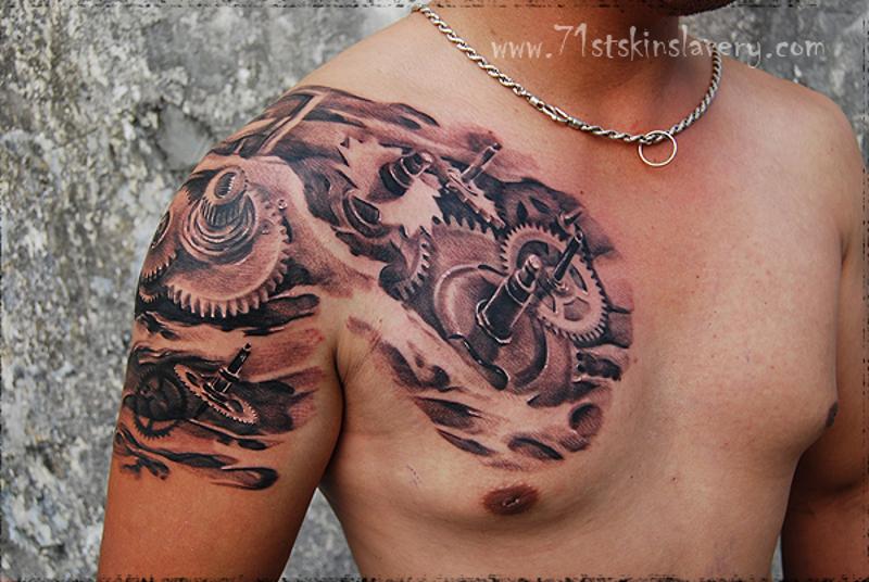 Realistic Grey 3D Mechanical Tattoo On Right Shoulder