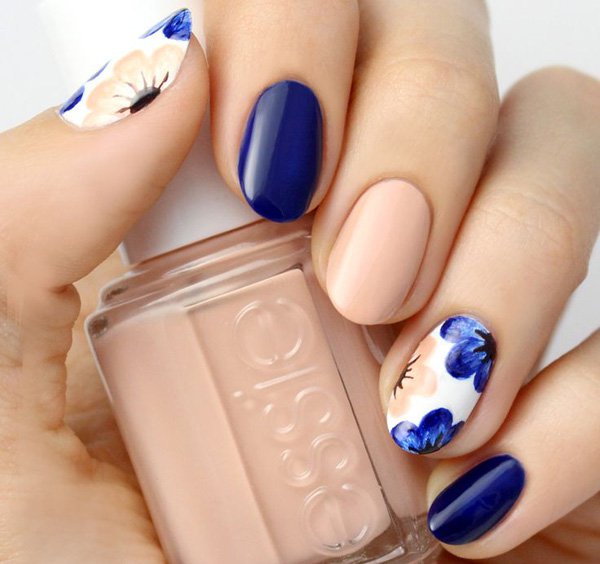 Royal Blue And Beige Flowers Design Nail Art
