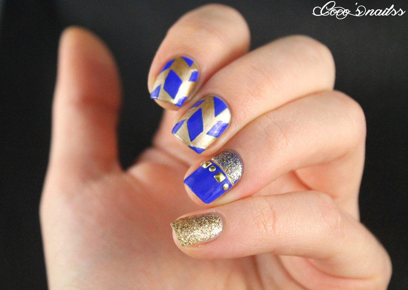Royal Blue And Gold Design Nail Art