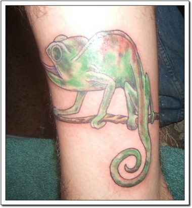 Simple Green Reptile Frog Tattoo
