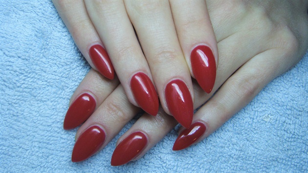 Simple Red Stiletto Nail Art