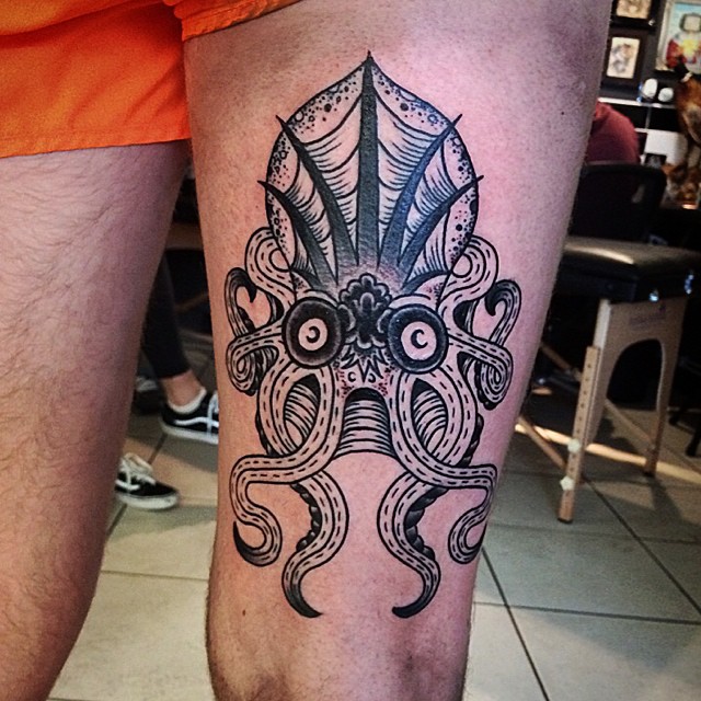 Unique Octopus Tattoo On Thigh