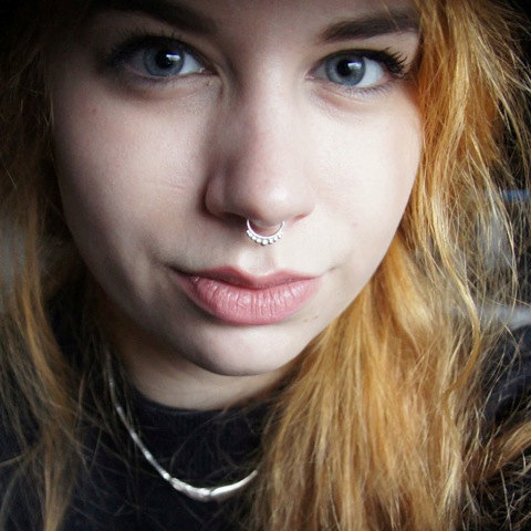 Very Beautiful Septum Piercing Picture