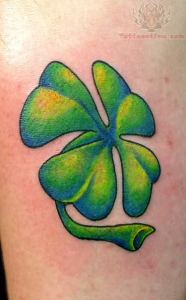 Wonderful Green Ink Shamrock Tattoo