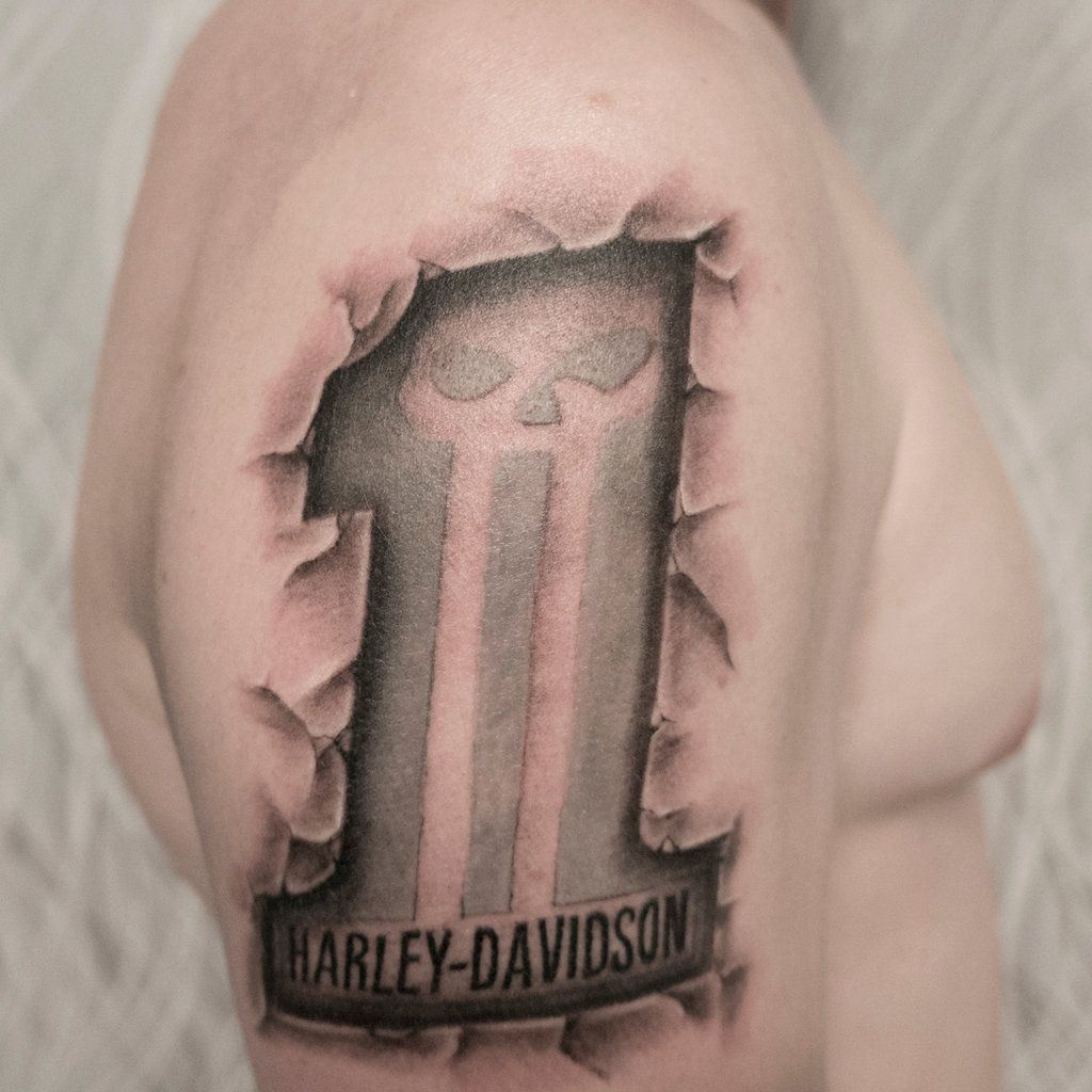 3D Grey Harley Davidson One Tattoo On Right Shoulder By Jairo1Official