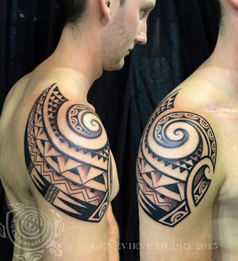 Armor Samoan Tribal Tattoo On Right Shoulder