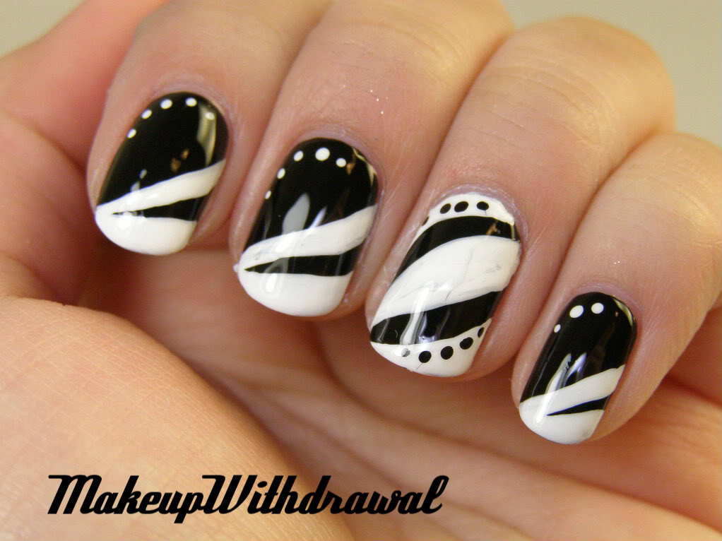 Black And White Glossy Design Nail Art Idea