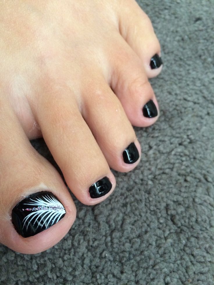 Black Toe Nails With White Feather Design Nail Art
